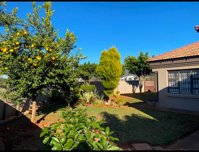 4 BEDROOM HOUSE FOR SALE IN CHROOM PARK